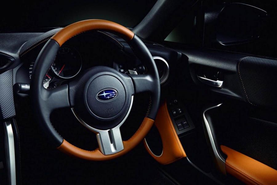  Subaru BRZ Premium Sports Edition 2014 года  (фото 13 из 14)